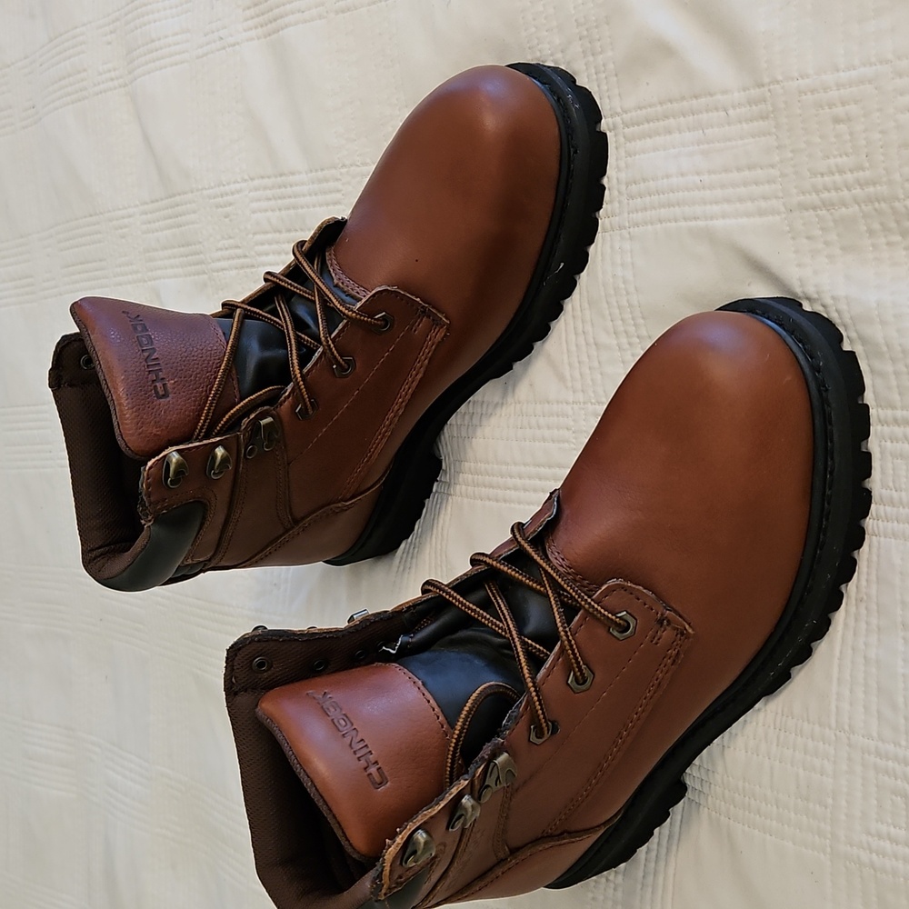 Men's Brown Leather Steel Toe Work Boots From Chinook.